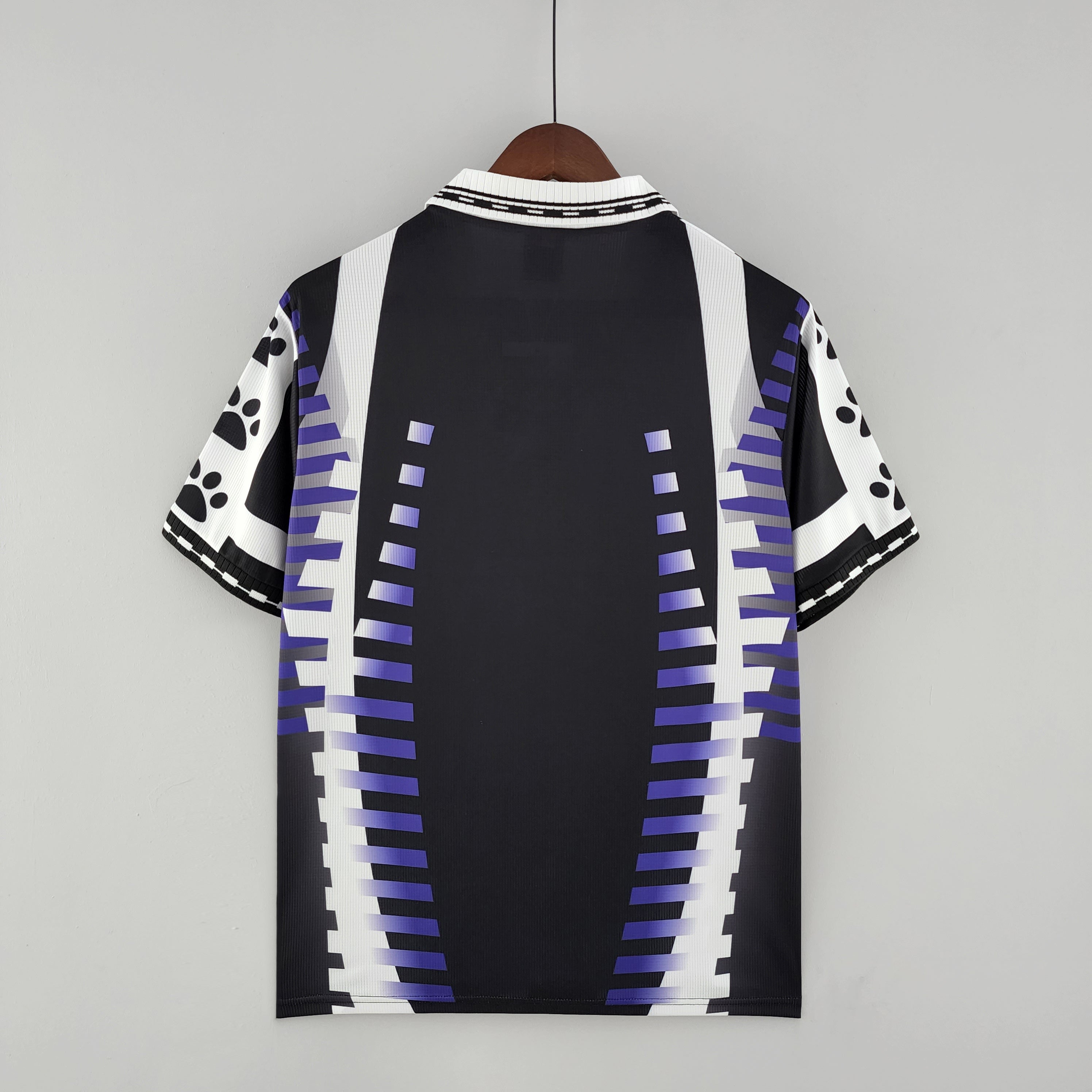 Camisa Retrô do Real Madrid 1997/98 Third Masculina