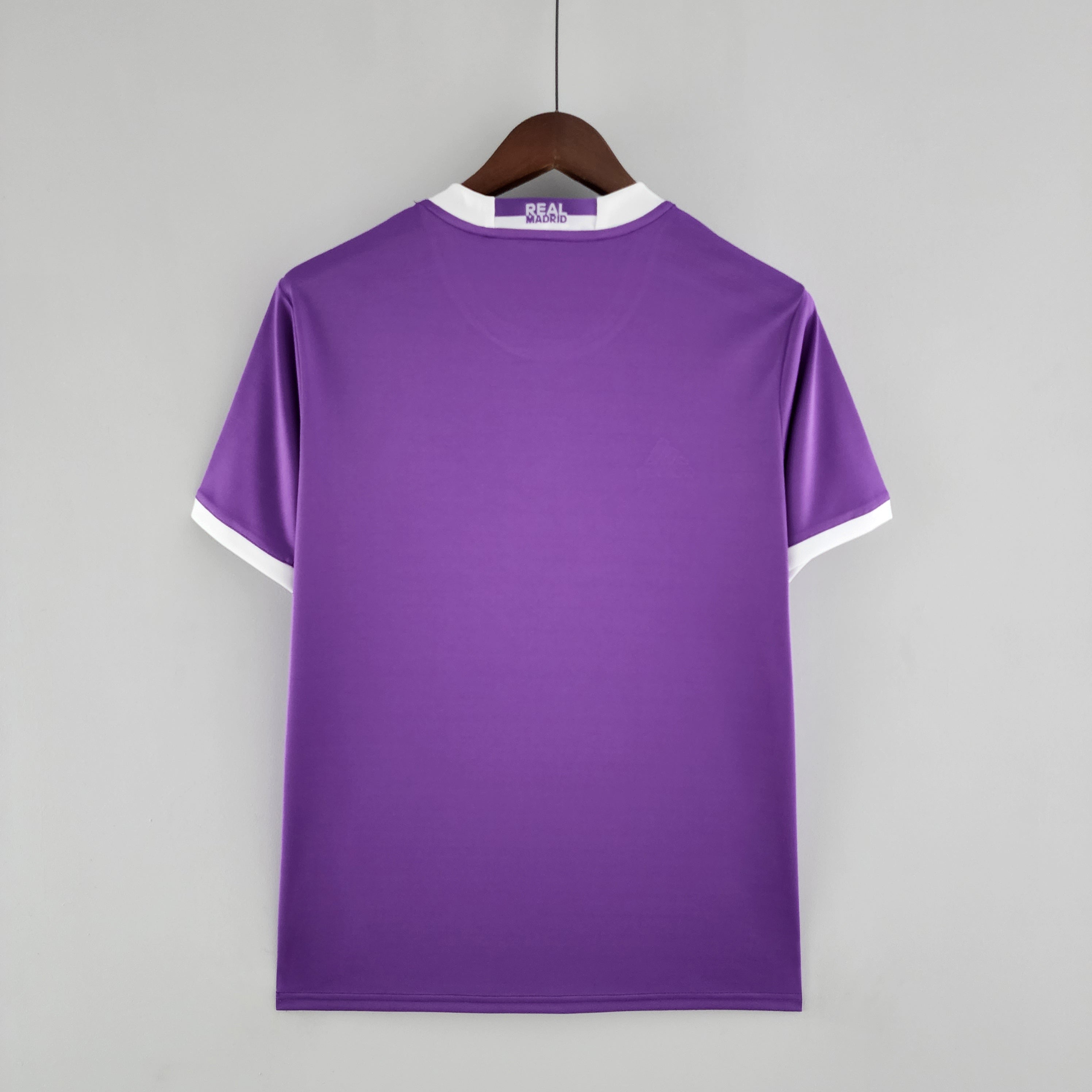 Camisa Retrô do Real Madrid 2016/17 Away Masculina