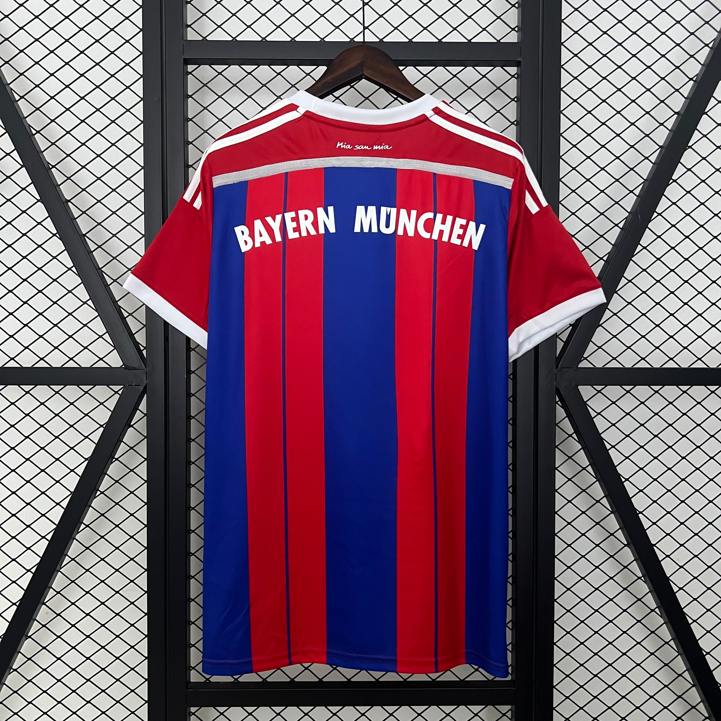 Camisa Retrô do Bayern de Munique 2014/15 Home Masculina
